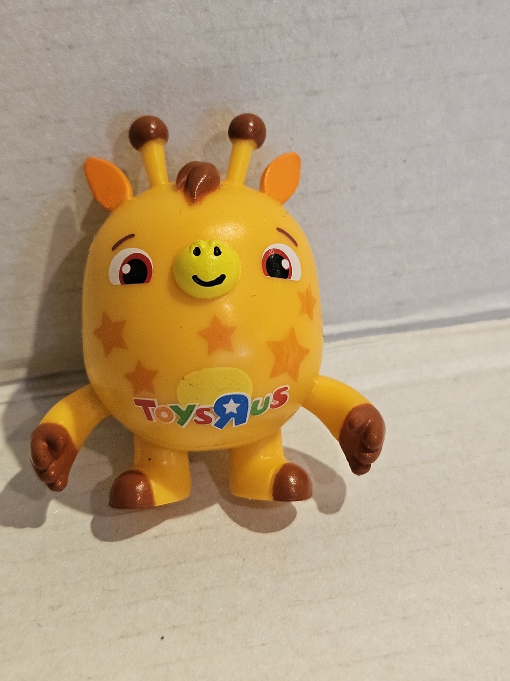 Vintage Toys R Us Geoffrey the Giraffe Egg Shaped Plastic Figure Mascot Collecti